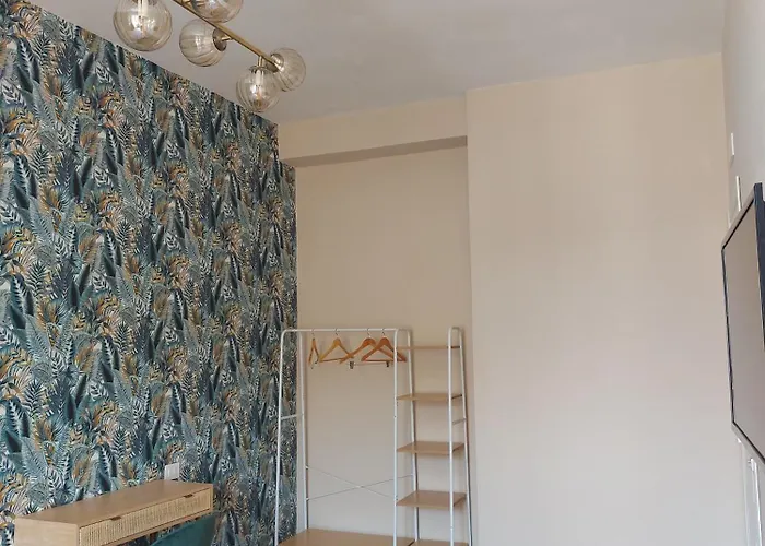 Fuori Binario فندق مبيت وإفطار 4*